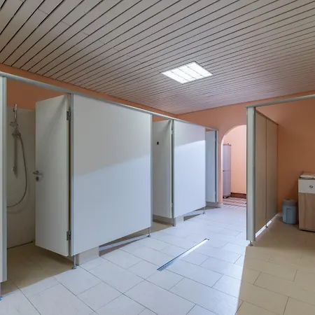 Ferienwohnanlage C5 Mit 5 Schlafplaetzen Und Hallenbad, Sauna